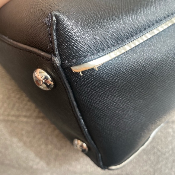 Authentic MK bag - Picture 7 of 12